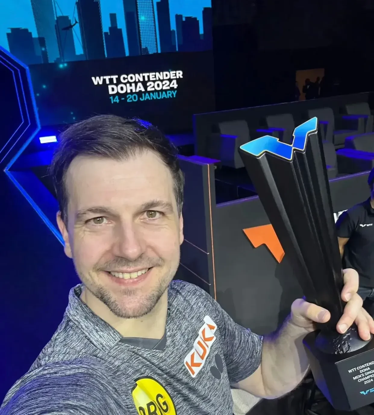 开云体育在线-关于韩国乒乓球队血洗日本乒乓球队，奥恰洛夫完成帽子戏法的信息