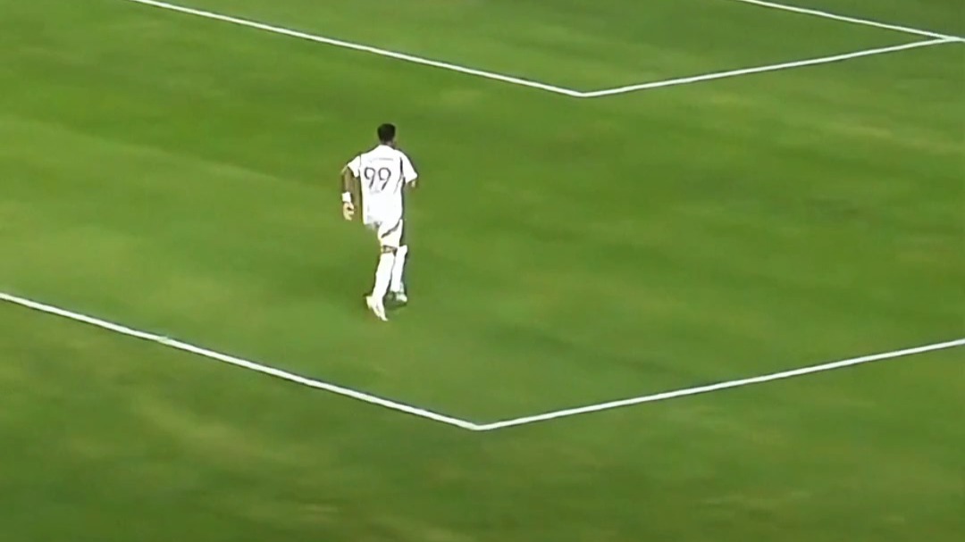 勒沃库森绝杀西班牙，孙兴慜三分雨点燃全场