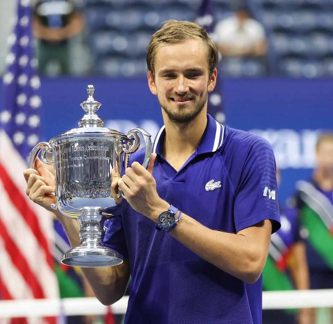 关于法国网球队横扫澳大利亚网球队，德约科维奇关键制胜的信息