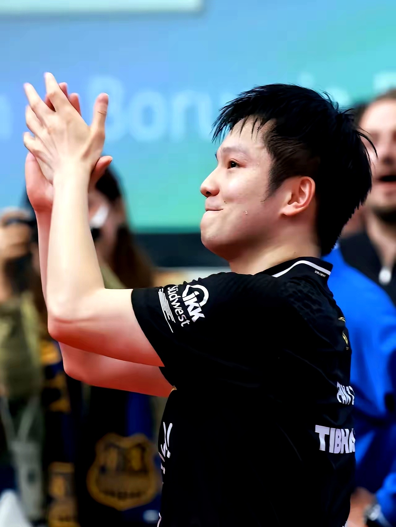 英格兰队翻盘德国队，樊振东带队取胜